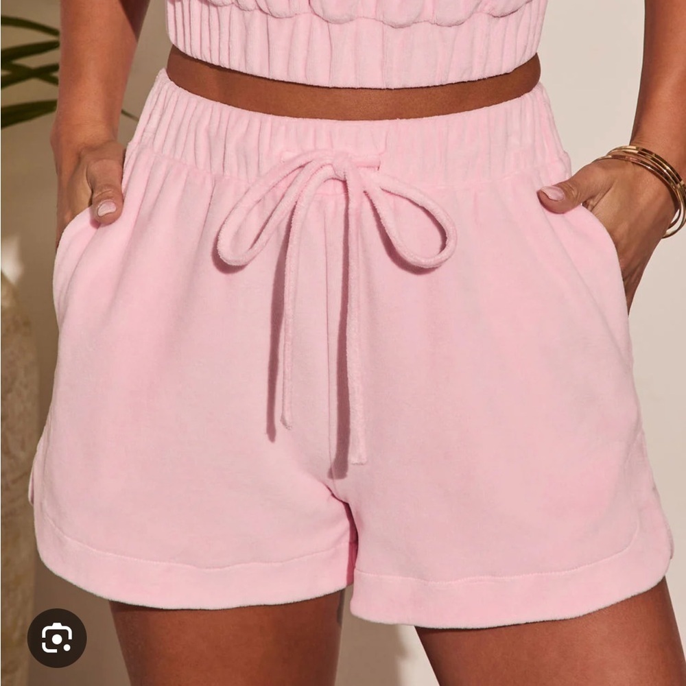 Vici Light Pink Athletic Shorts. Size S